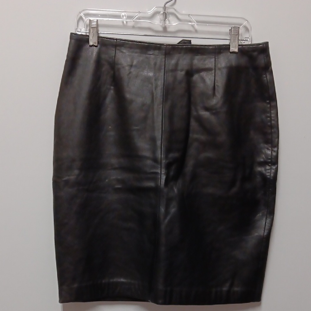 Elegant Black Leather Skirt, Size 10